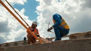 impacto-do-clima-na-execucao-de-pedreiro